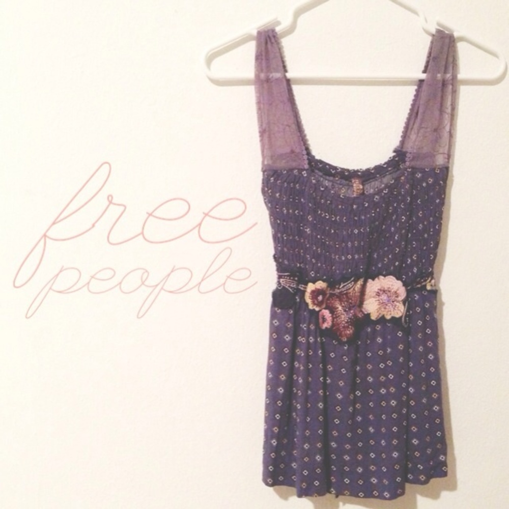 🎉SALE🎉 4 FOR $15! Free People tank